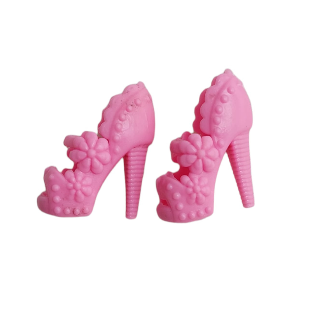 Zapato de tacón diseño de flores