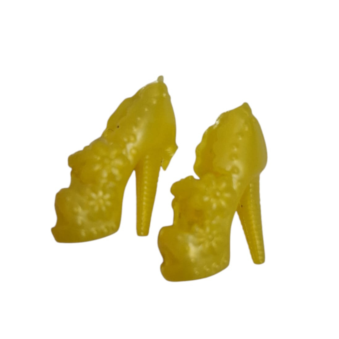 Zapato de tacón diseño de flores